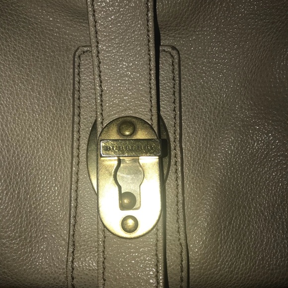 ‼️Flash Sale‼️ Burberry leather bag - Picture 3 of 8